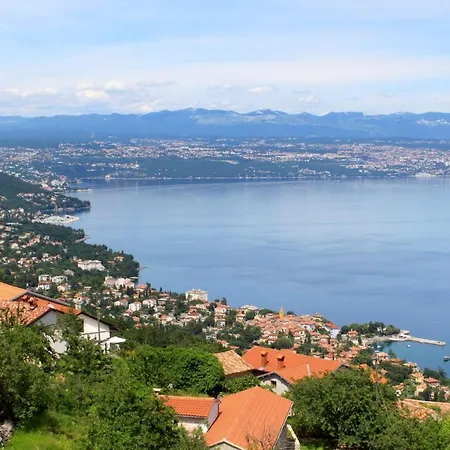 With Parking Space Lovran, Opatija - 2357 아파트